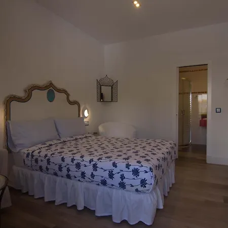 Casa Arco Iris Hostal Los Caños de Meca