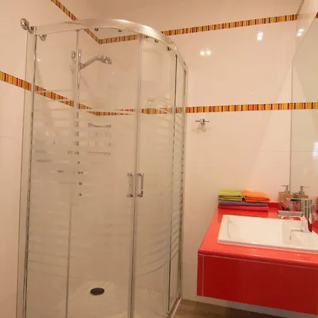 Casa Arco Iris Hostal *