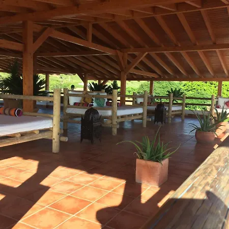 Casa Arco Iris Hostal *