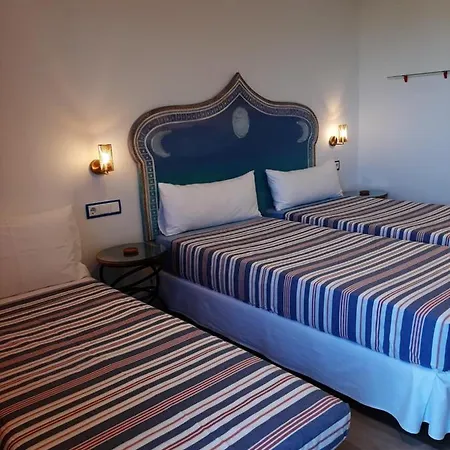 Casa Arco Iris Hostal Los Caños de Meca