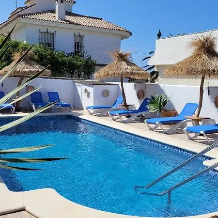 Hostal Casa Arco Iris *